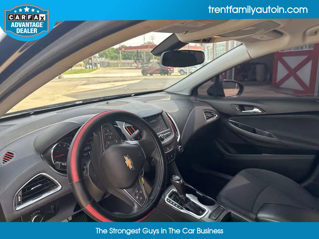 Used 2019 Chevrolet Cruze LS w/ LS Convenience Package image 24