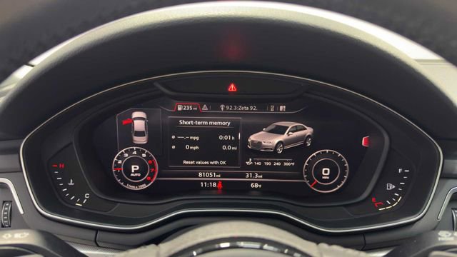 Used 2018 Audi A4 2.0T Ultra Premium Plus w/ Premium Plus Package FWD image 31