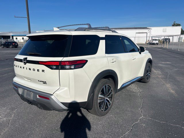 Used 2024 Nissan Pathfinder Platinum AWD/4WD image 4