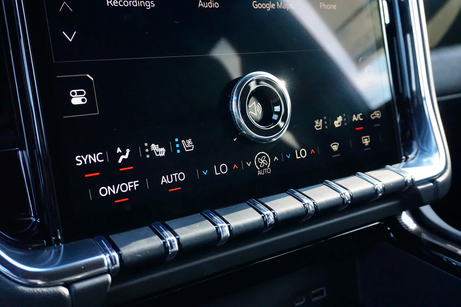 New 2027 GMC Yukon Elevation w/ Technology Package AWD/4WD image 10