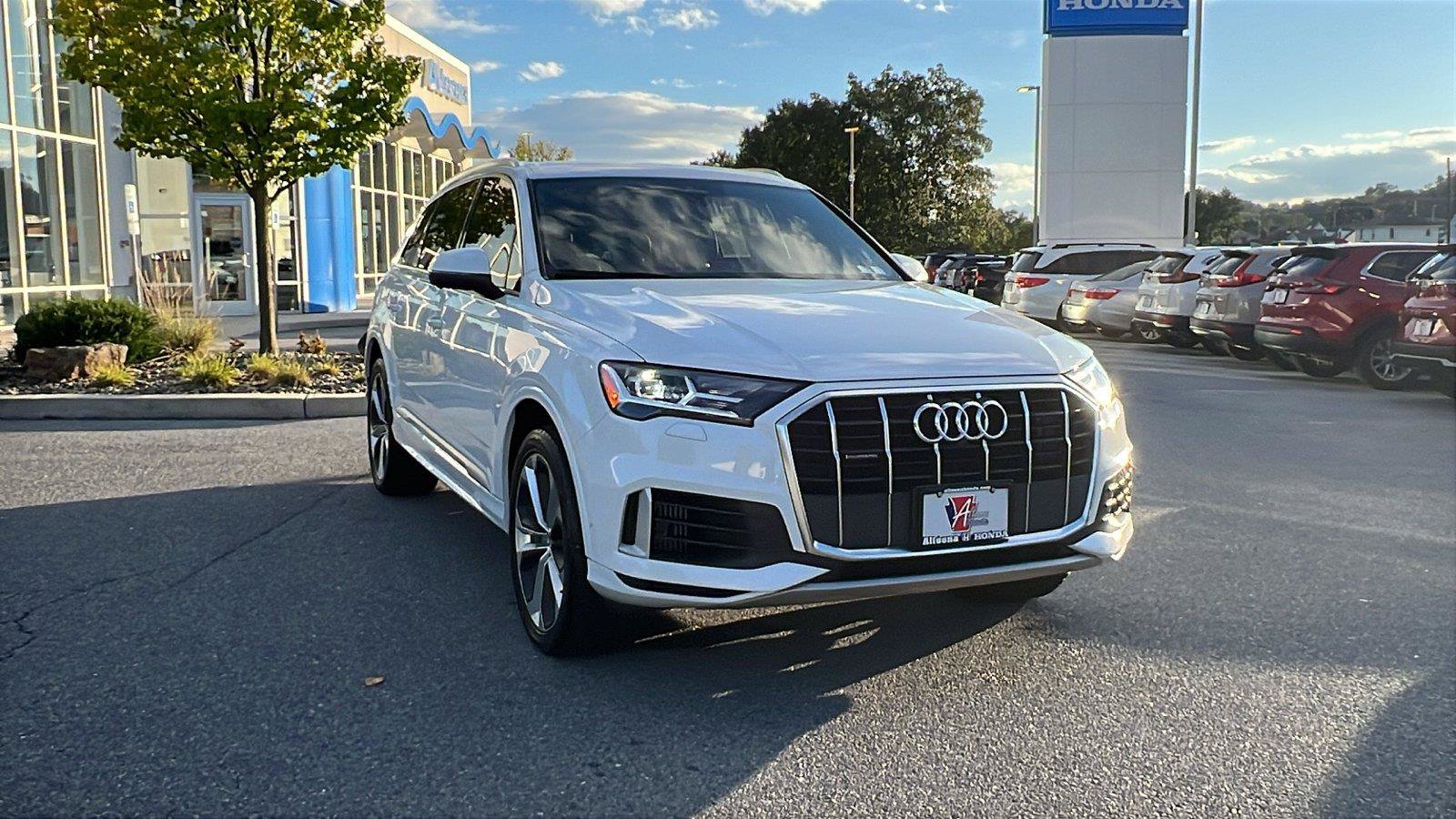 Used 2021 Audi Q7 3.0T Premium Plus w/ Premium Plus Package AWD/4WD image 1