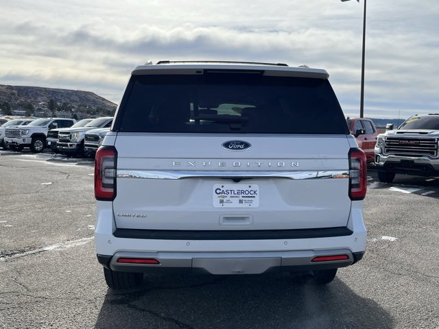 Used 2024 Ford Expedition Limited image 4