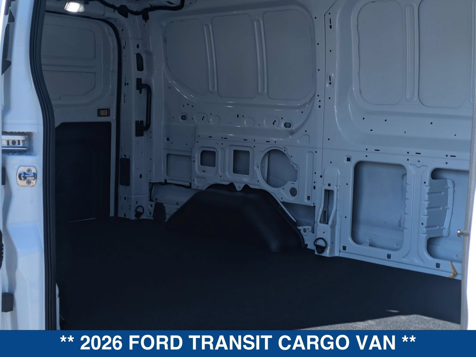 New 2026 Ford Transit 250 Low Roof RWD image 18