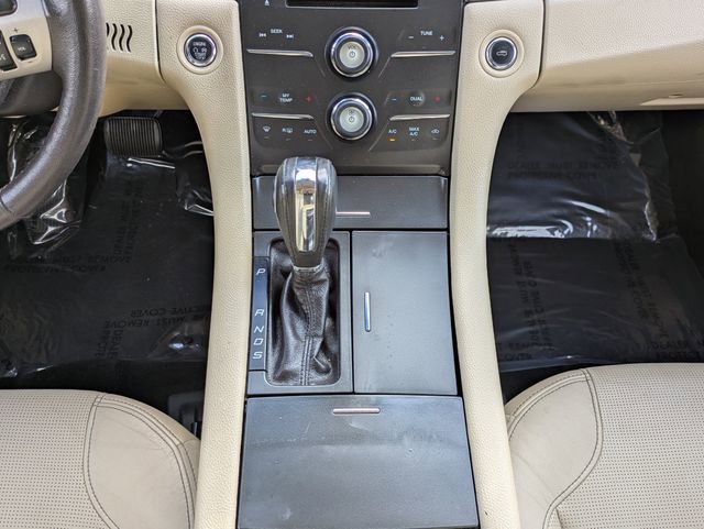 Used 2015 Ford Taurus Limited image 18