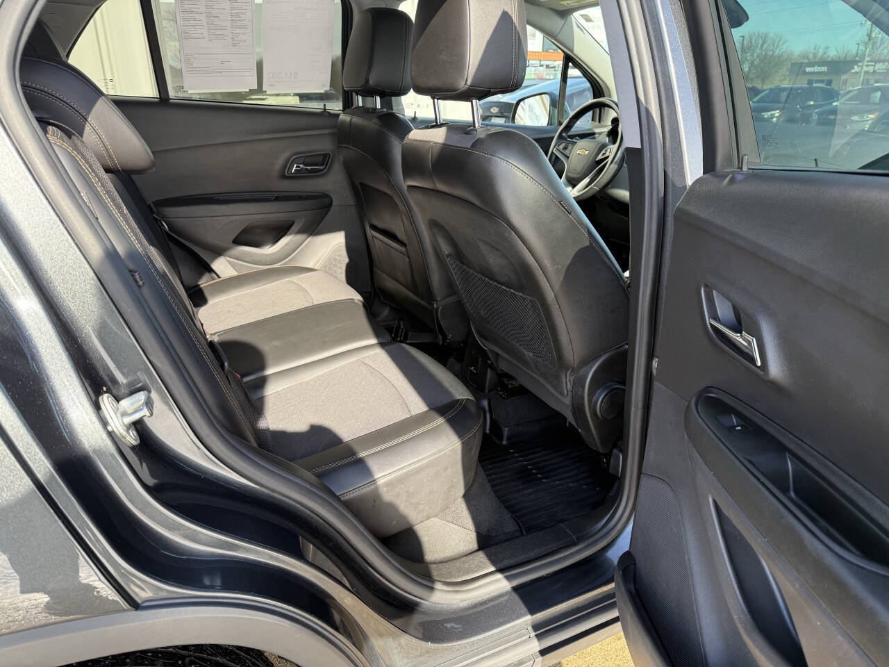 Used 2019 Chevrolet Trax LT w/ Driver Confidence Package AWD/4WD image 12