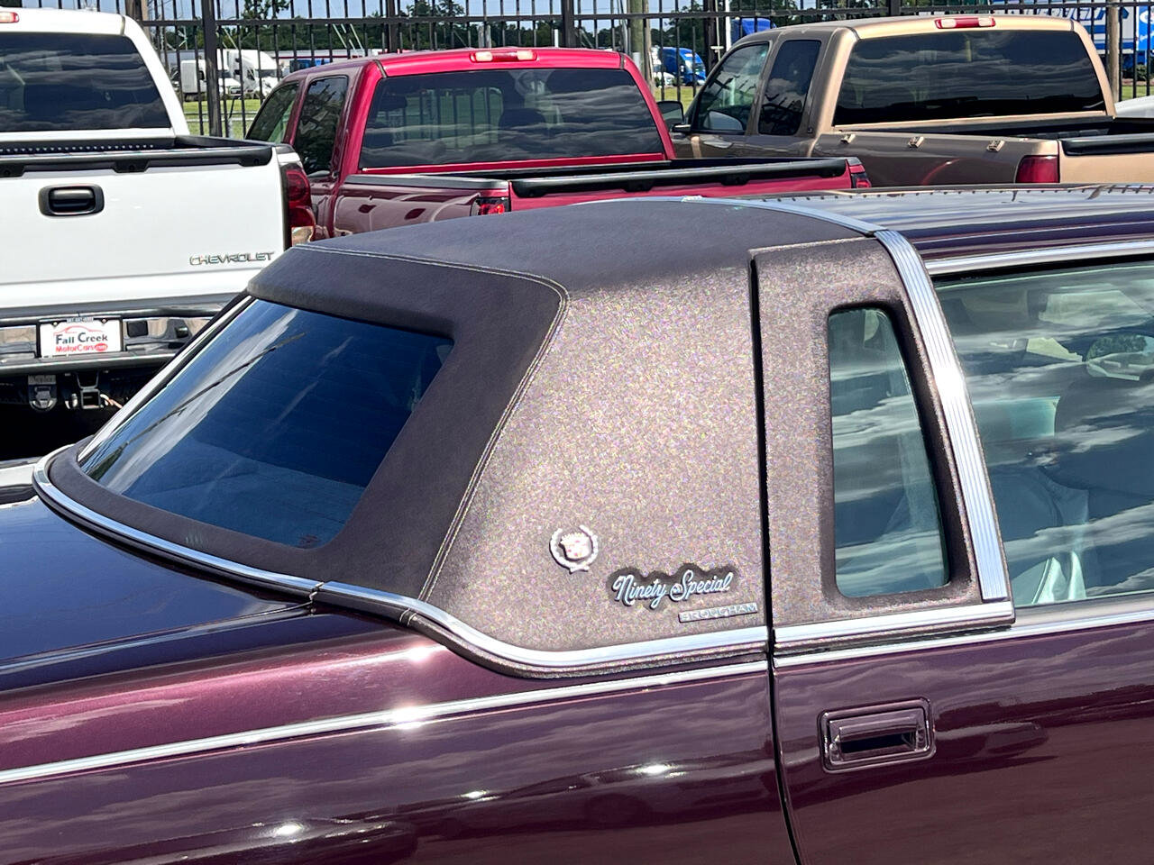 Used 1996 Cadillac Fleetwood Brougham image 13