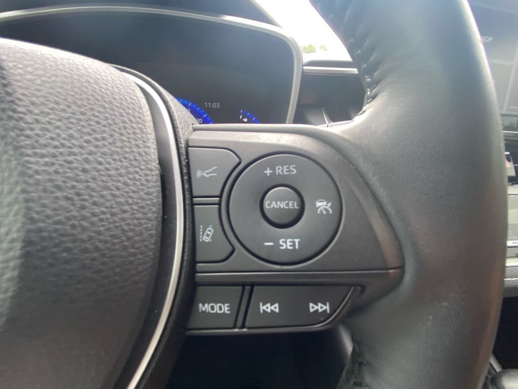 Used 2022 Toyota Corolla XSE FWD image 19