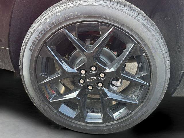 New 2026 Chevrolet Traverse RS w/ LPO, Floor Liner Package FWD image 10