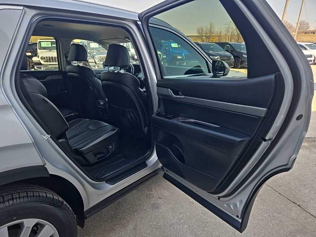 Used 2025 Hyundai Palisade SEL image 76
