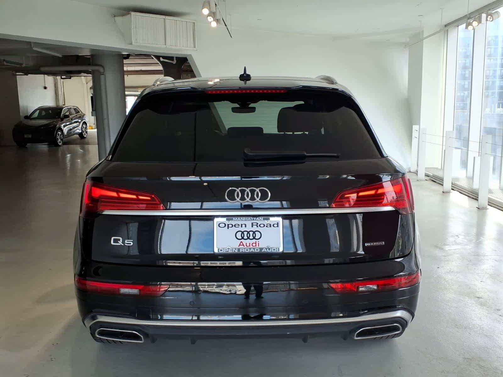 Used 2023 Audi Q5 2.0T Premium Plus w/ Premium Plus Package AWD/4WD image 5
