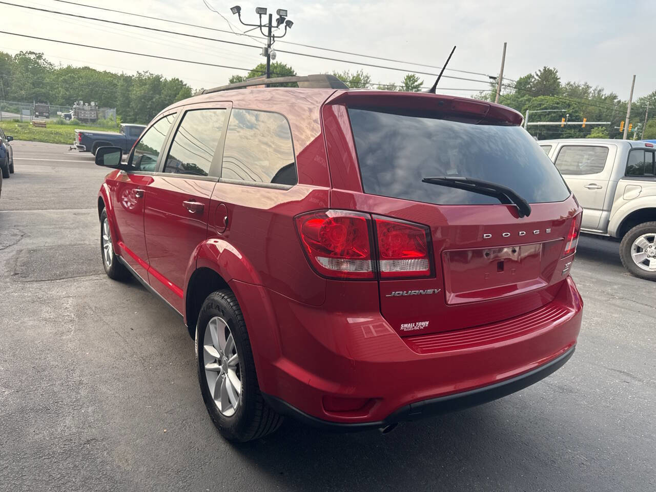 Used 2017 Dodge Journey SXT w/ Comfort/Convenience Group image 6