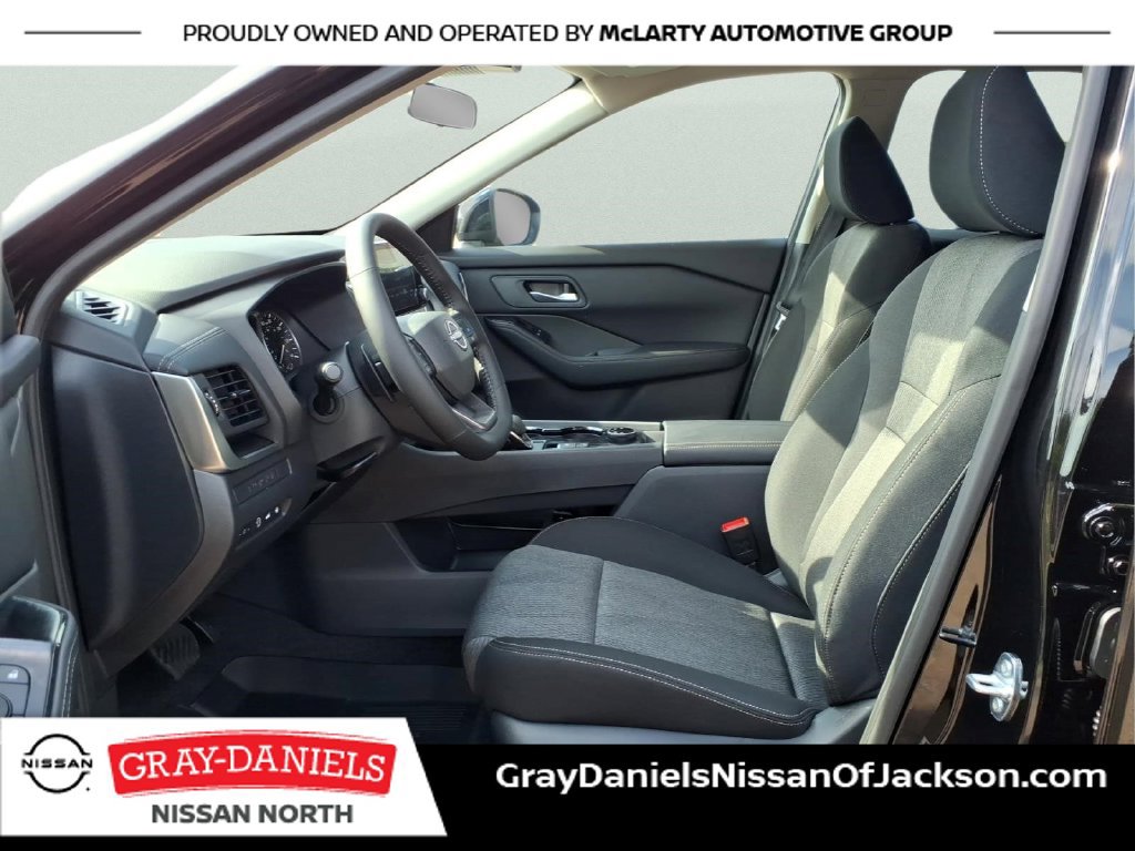 Certified 2026 Nissan Rogue SV AWD/4WD image 26