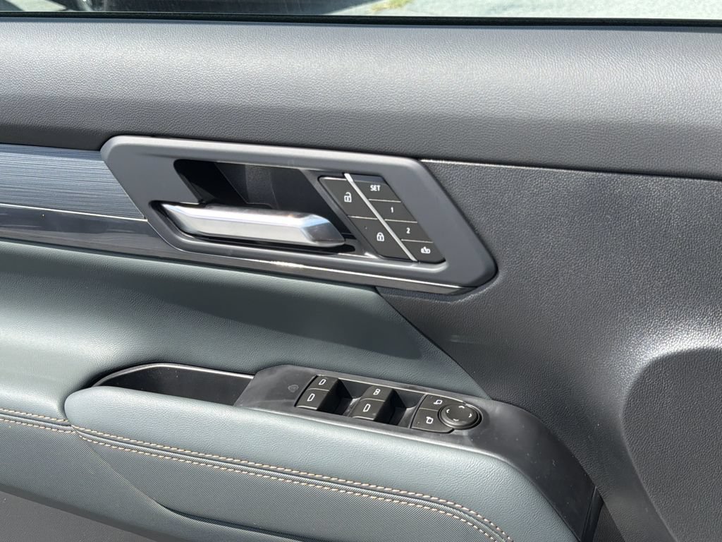 New 2026 GMC Terrain AT4 w/ Convenience Package III AWD/4WD image 14