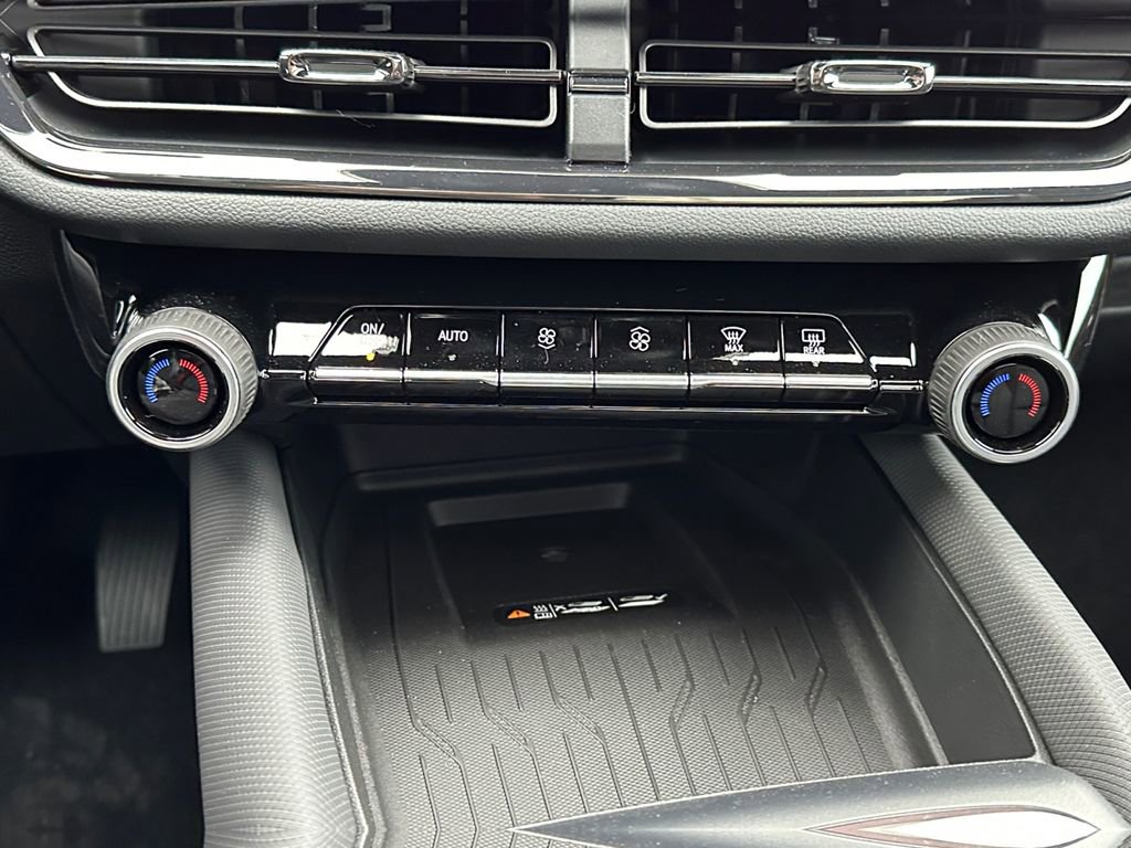 New 2026 Chevrolet Equinox EV RS image 16