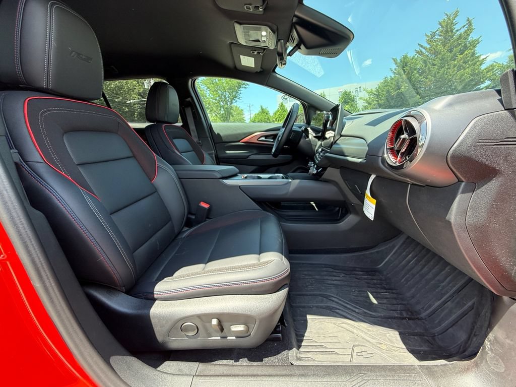 New 2026 Chevrolet Equinox EV RS w/ Convenience Package II FWD image 26