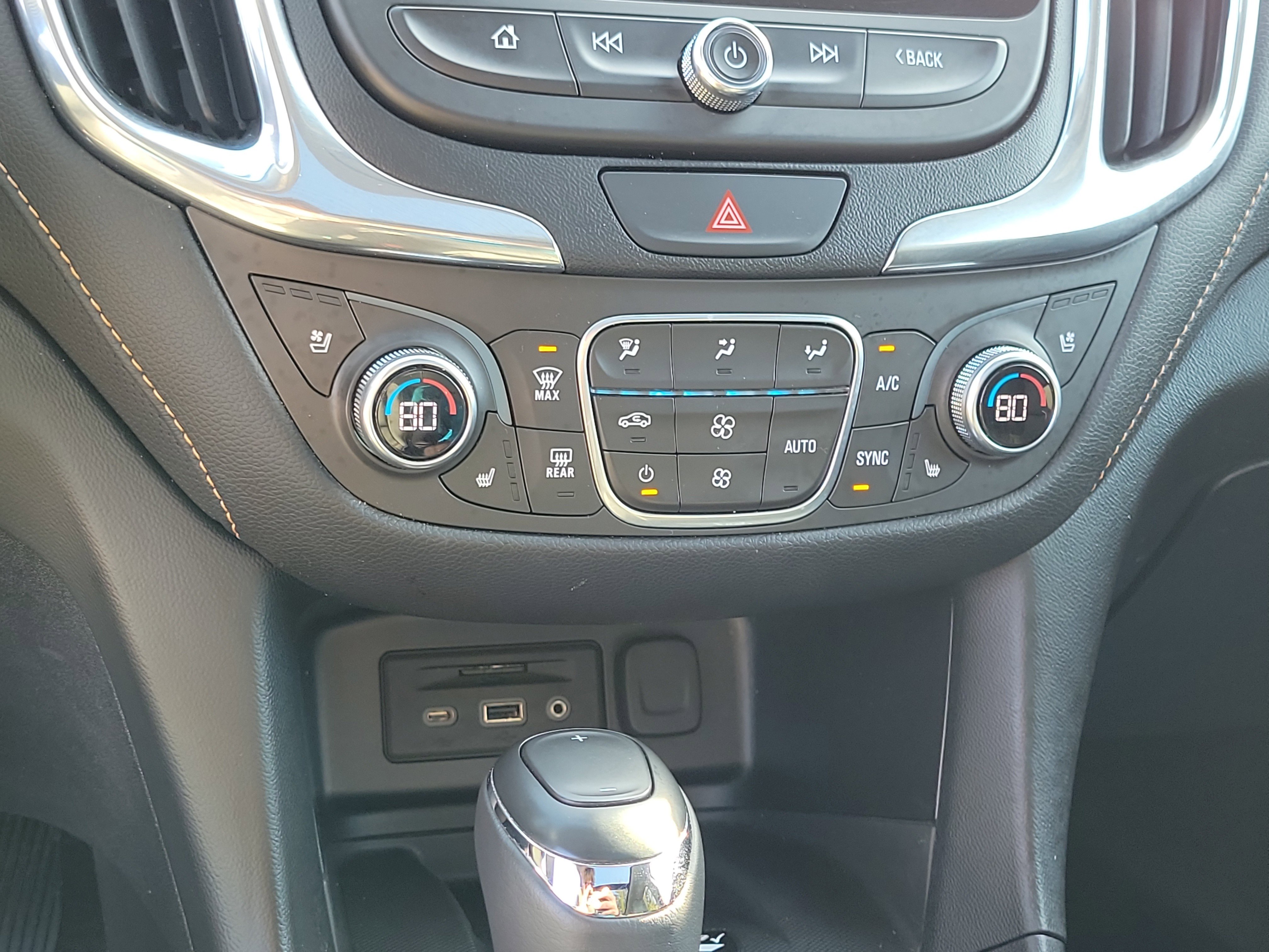 Used 2019 Chevrolet Equinox Premier image 27