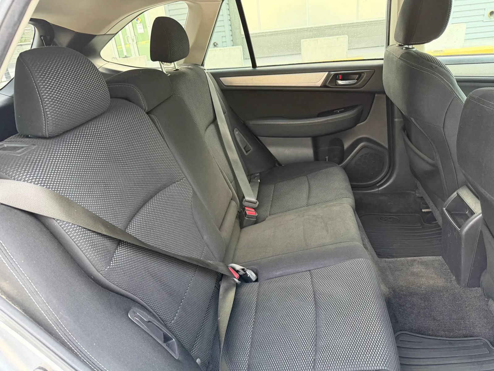 Used 2015 Subaru Outback 2.5i Premium AWD/4WD image 34