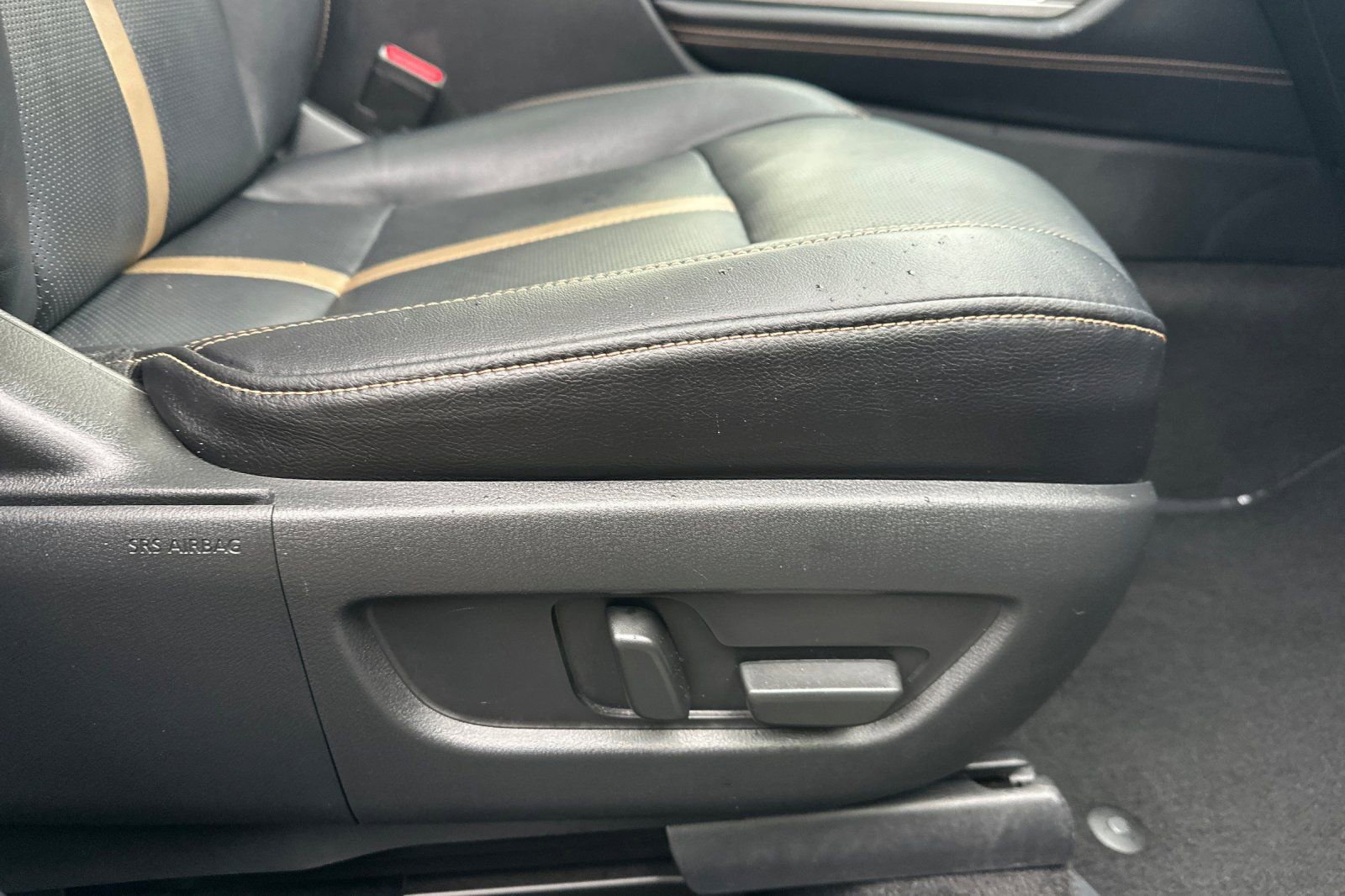 Used 2025 MAZDA CX-90 3.3 Turbo w/ Premium Plus Pkg image 24