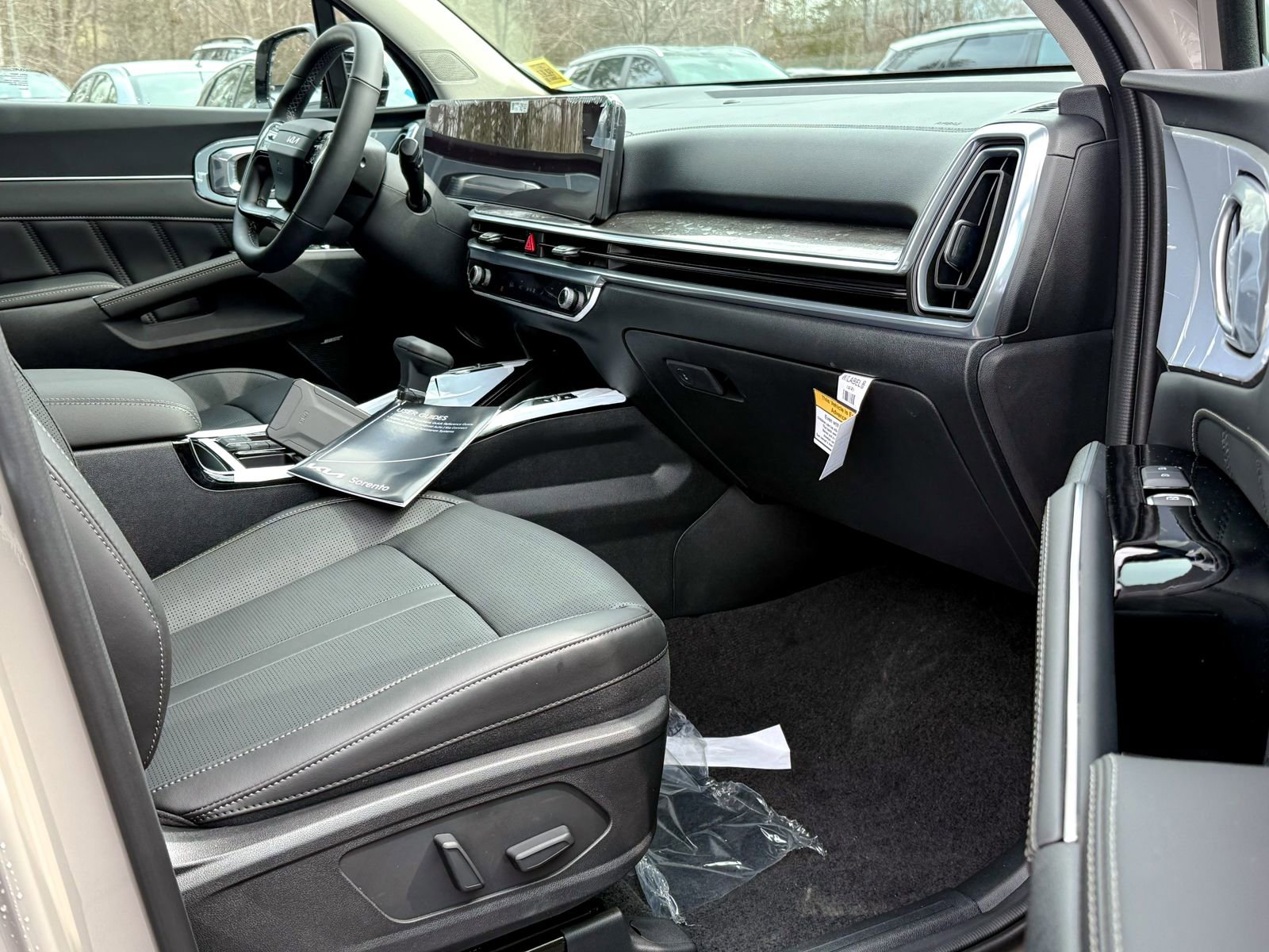 New 2026 Kia Sorento SX AWD/4WD image 11