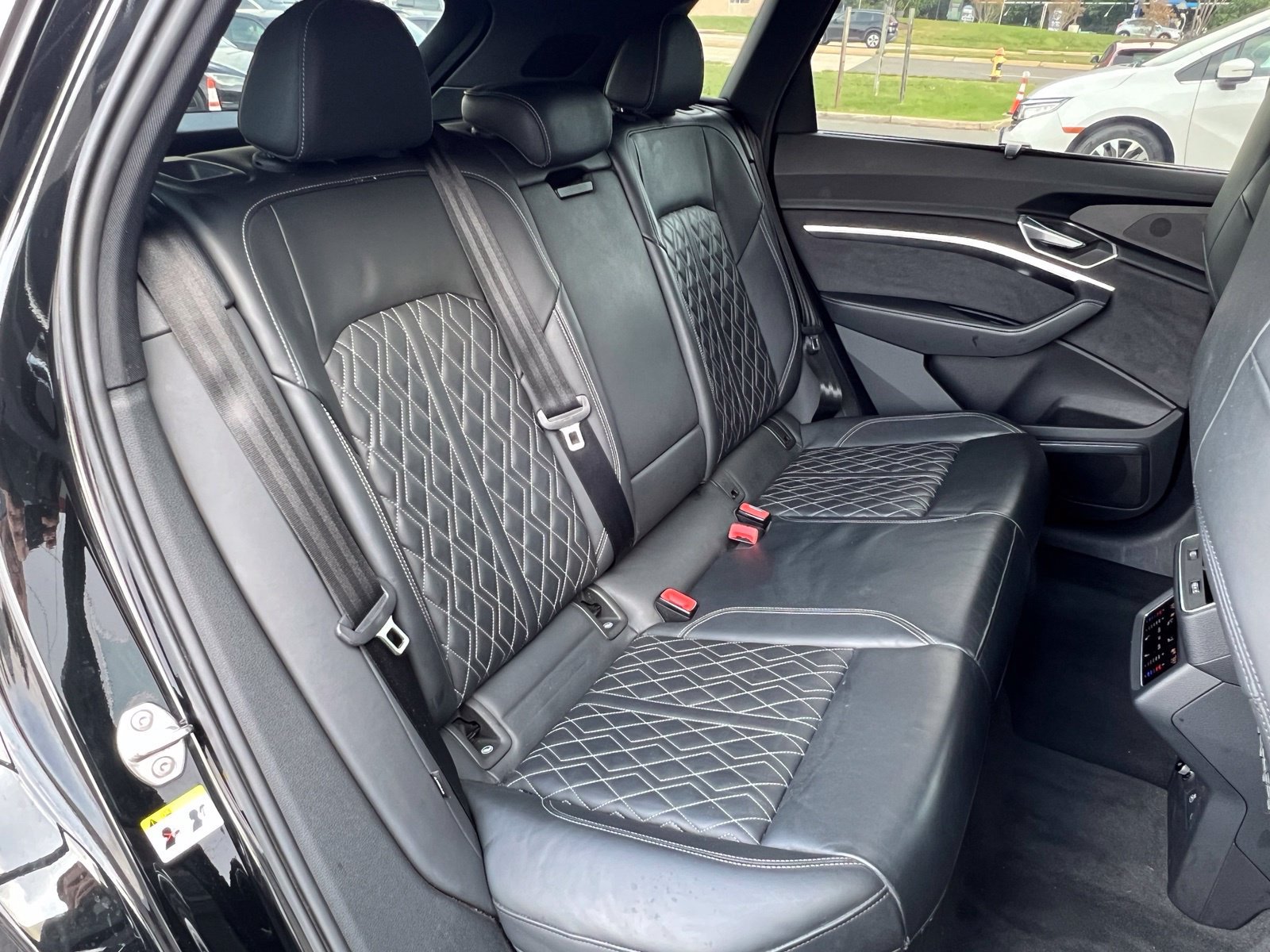 Used 2023 Audi e-tron S Prestige w/ Prestige Package AWD/4WD image 16