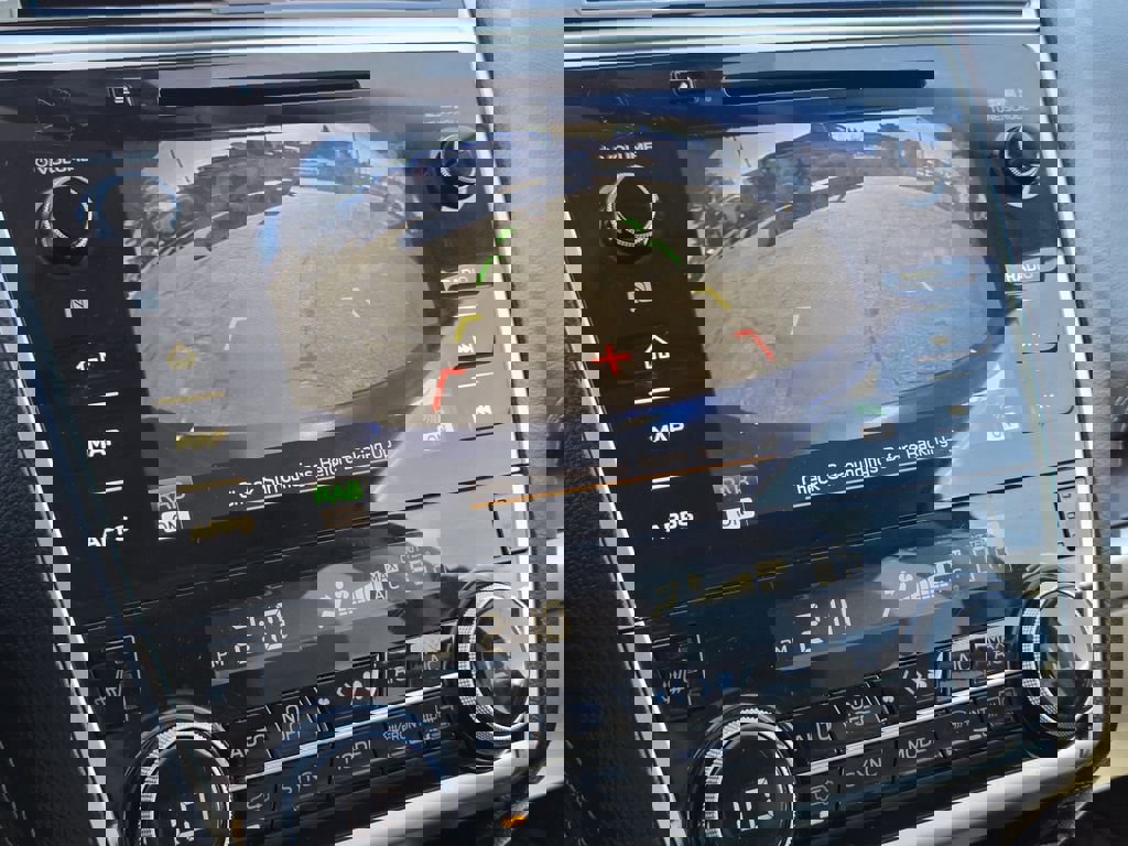 Used 2018 Subaru Outback 3.6R Limited image 11