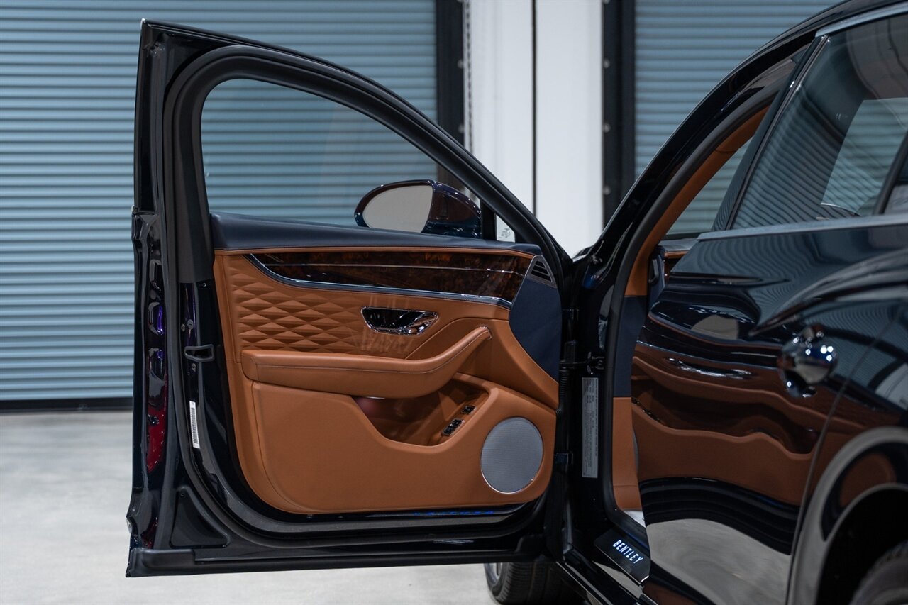 Used 2020 Bentley Flying Spur W12 w/ First Edition Specification AWD/4WD image 25
