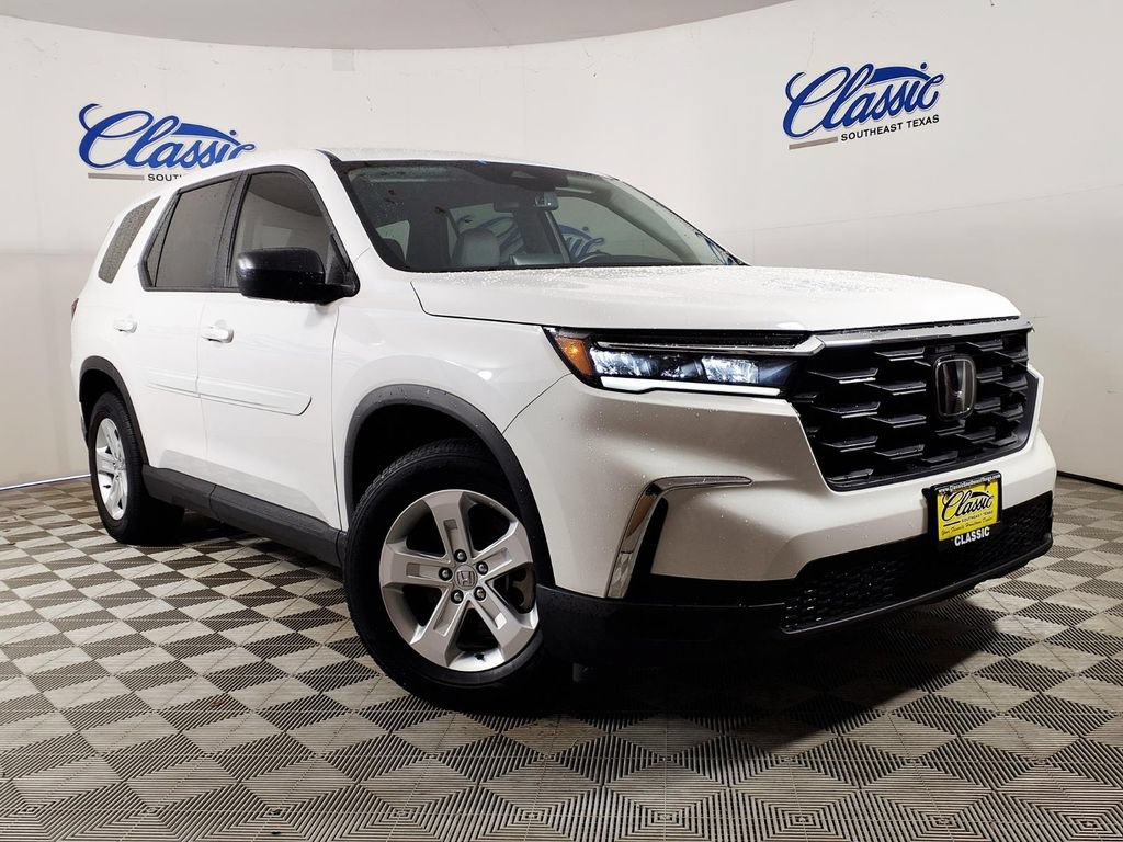 Used 2023 Honda Pilot LX