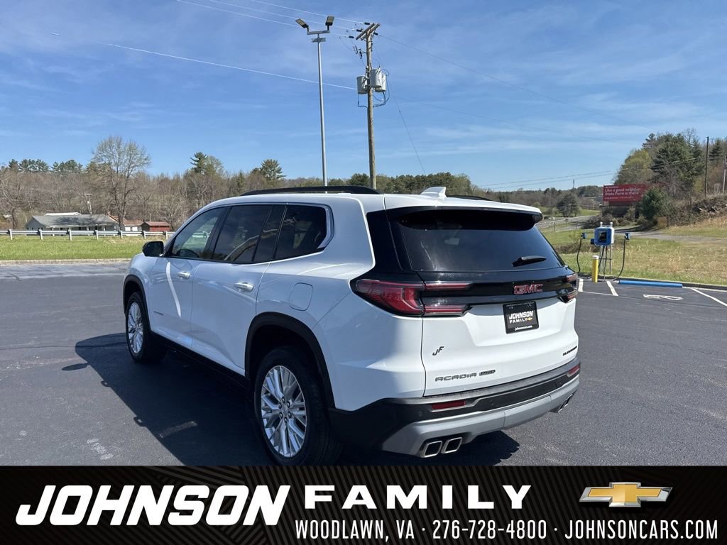 Used 2024 GMC Acadia Elevation image 5