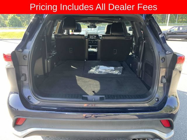 Used 2022 Toyota Highlander XSE AWD/4WD image 13