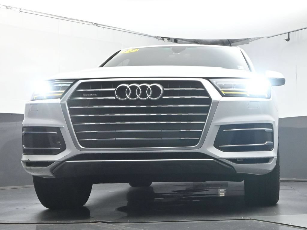 Used 2017 Audi Q7 3.0T Premium Plus w/ Premium Plus Package AWD/4WD image 33