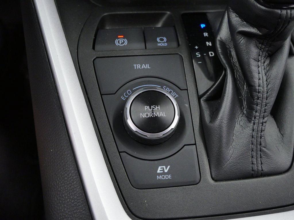 Used 2023 Toyota RAV4 XLE w/ Convenience Package AWD/4WD image 24