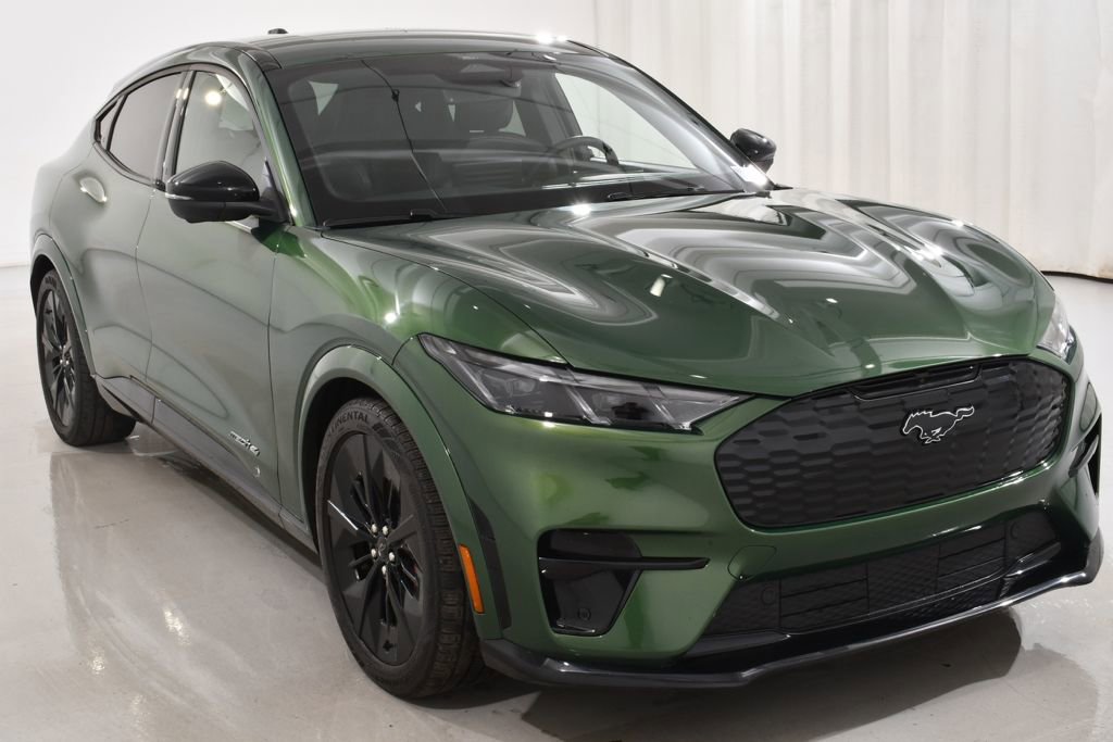 Used 2025 Ford Mustang Mach-E GT image 4
