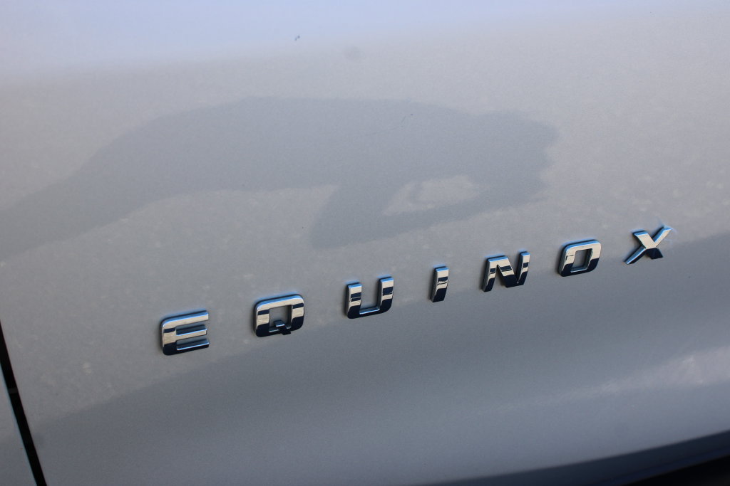 Used 2018 Chevrolet Equinox LT FWD image 17