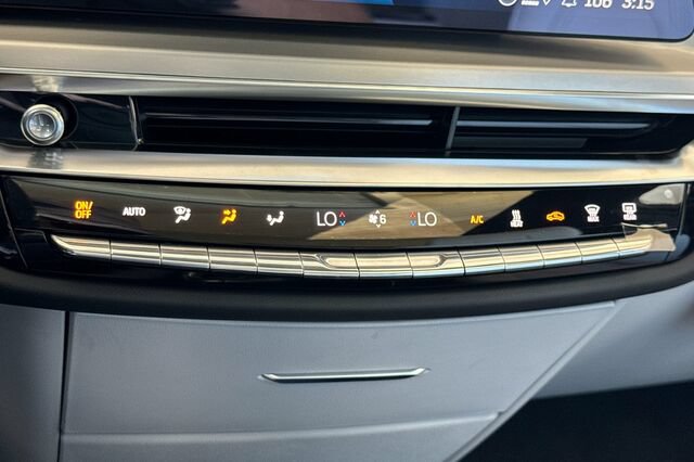 New 2026 Cadillac Lyriq Sport w/ LPO, Floor Liner Package AWD/4WD image 21