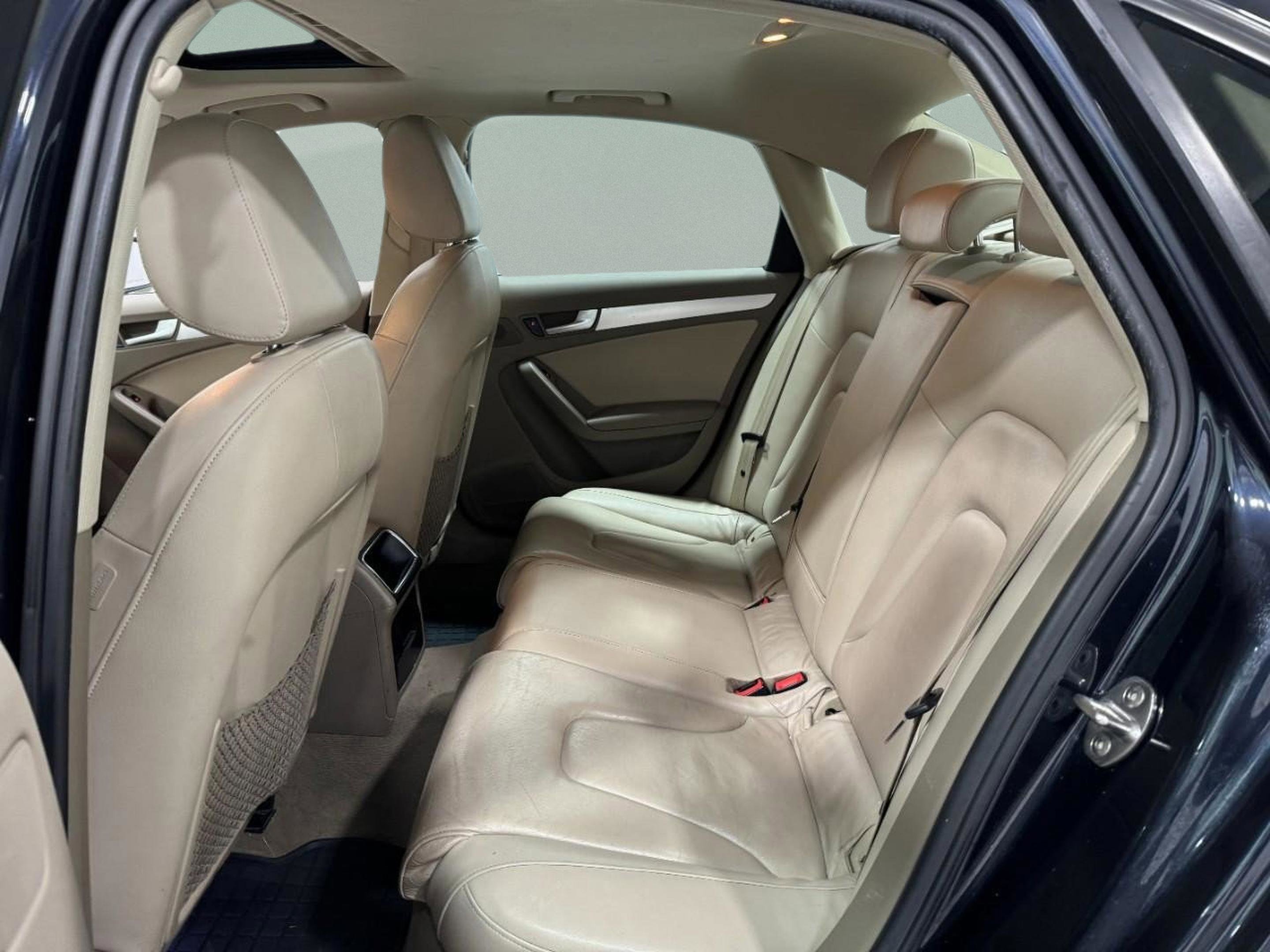 Used 2012 Audi A4 2.0T Premium w/ Convenience Pkg image 9