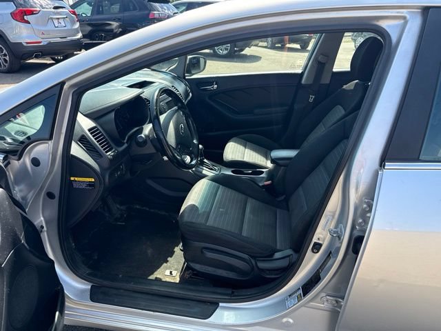 Used 2015 Kia Forte EX FWD image 9