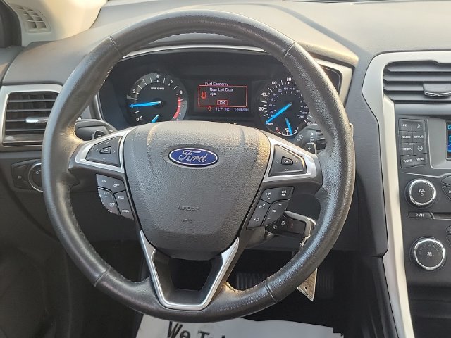 Used 2013 Ford Fusion SE FWD image 12