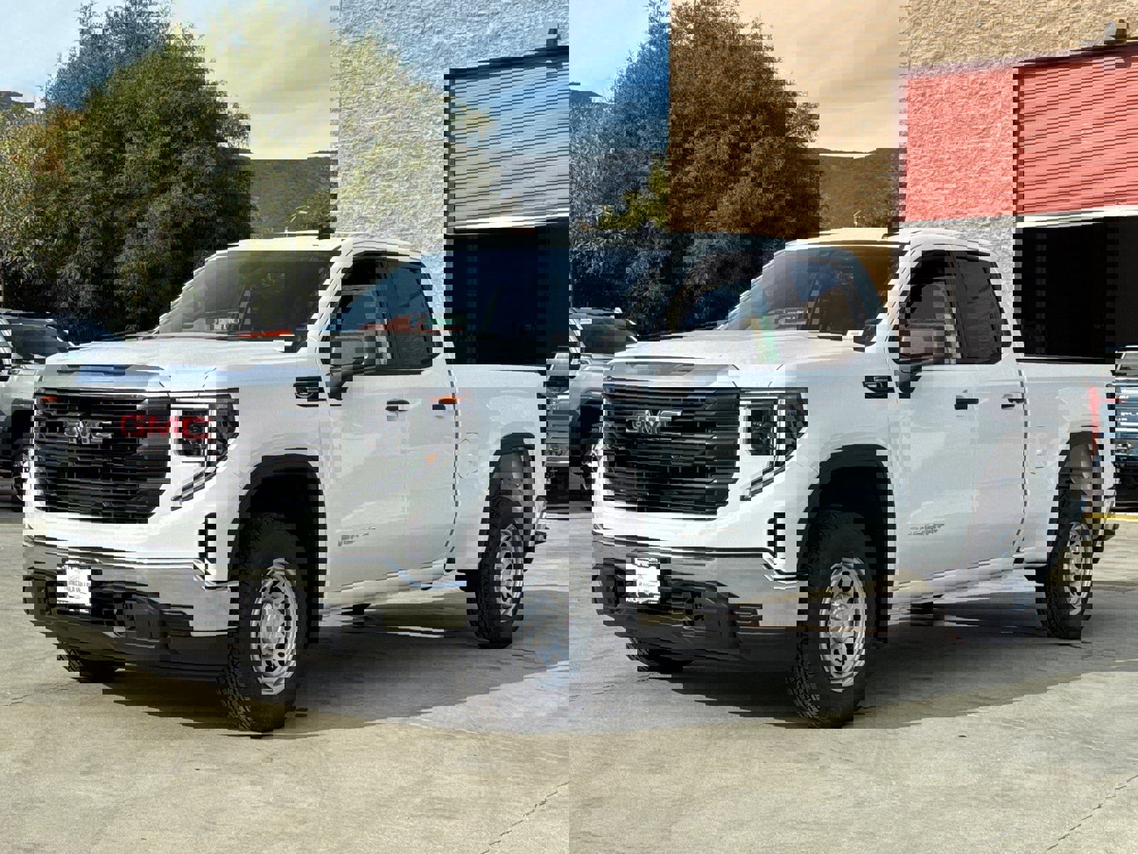 Used 2026 GMC Sierra 1500 Pro w/ Pro Value Package image 4