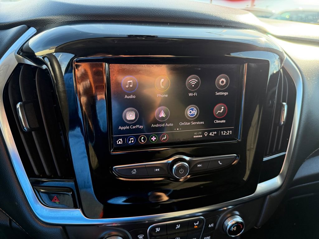 Used 2021 Chevrolet Traverse LS image 19