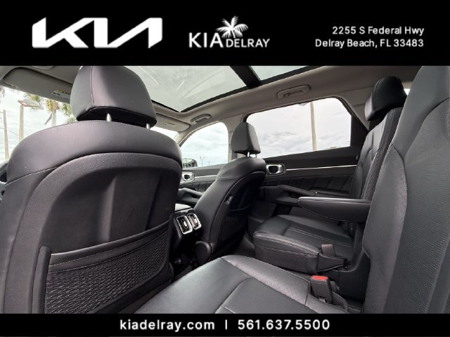Certified 2024 Kia Sorento SX FWD image 15