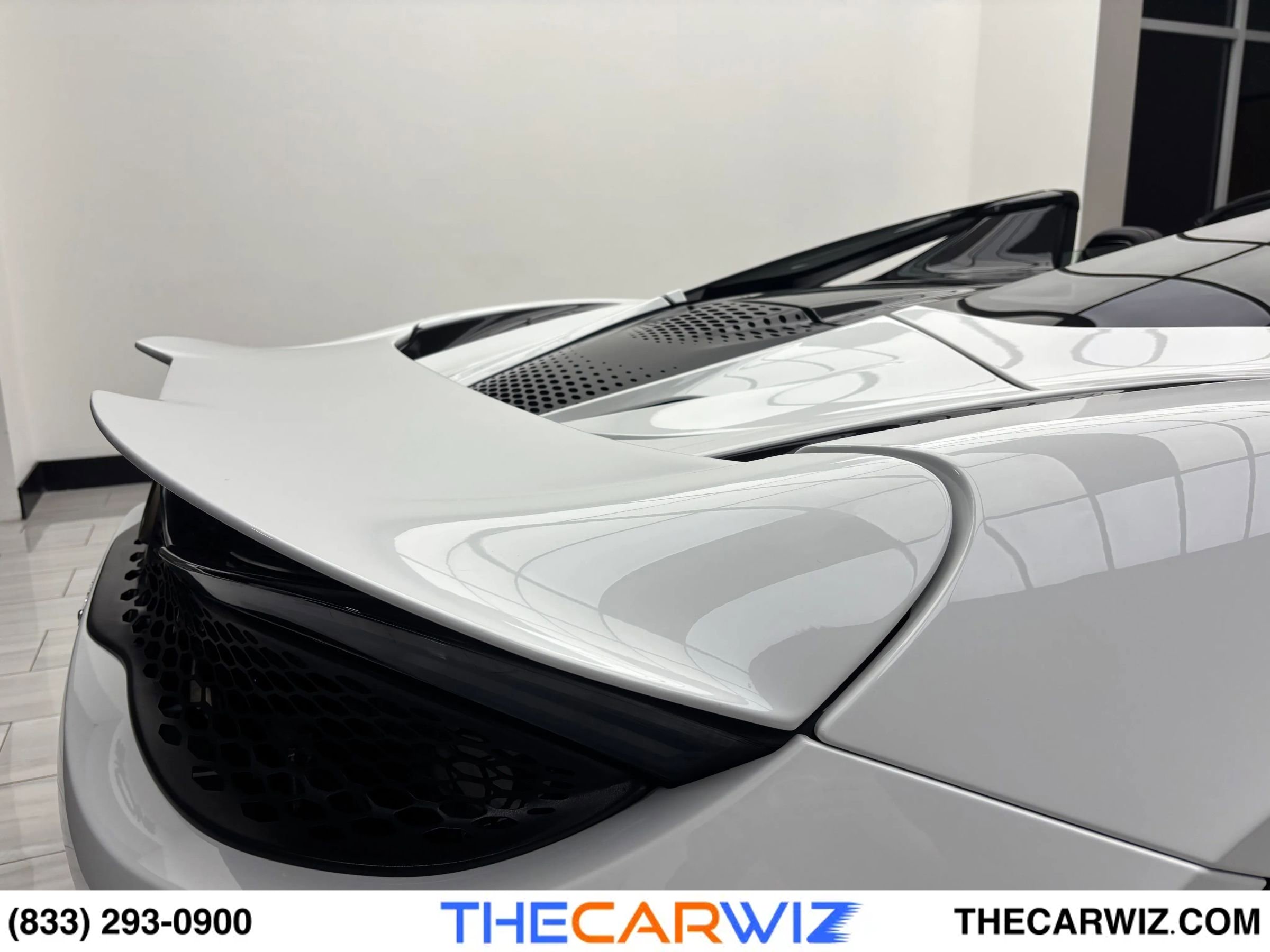 Used 2024 McLaren 750S Spider RWD image 41