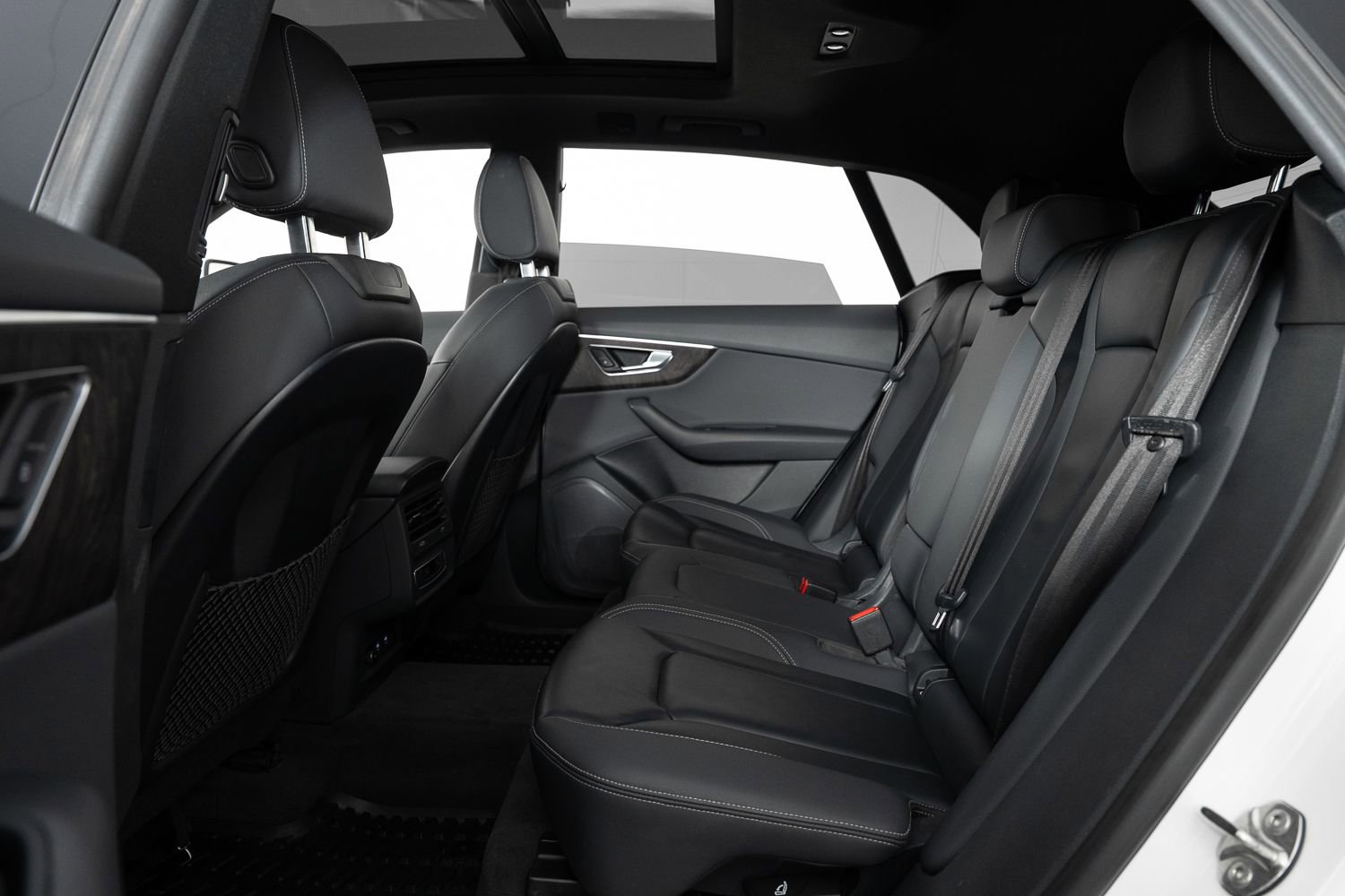 Used 2019 Audi Q8 Premium w/ Convenience Package image 18