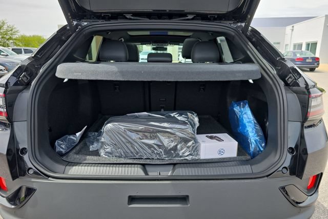 New 2026 Volkswagen ID.4 Pro S AWD/4WD image 26