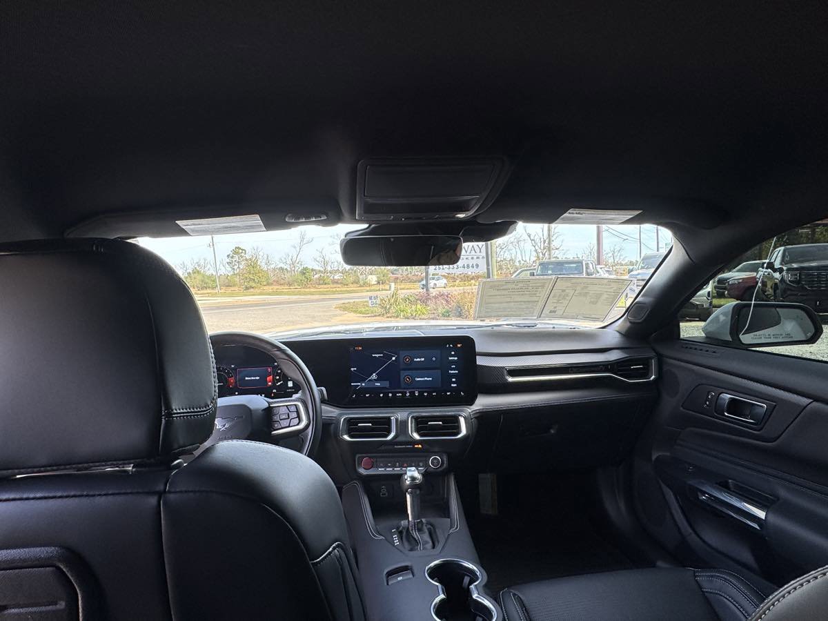 Used 2025 Ford Mustang GT Premium image 10