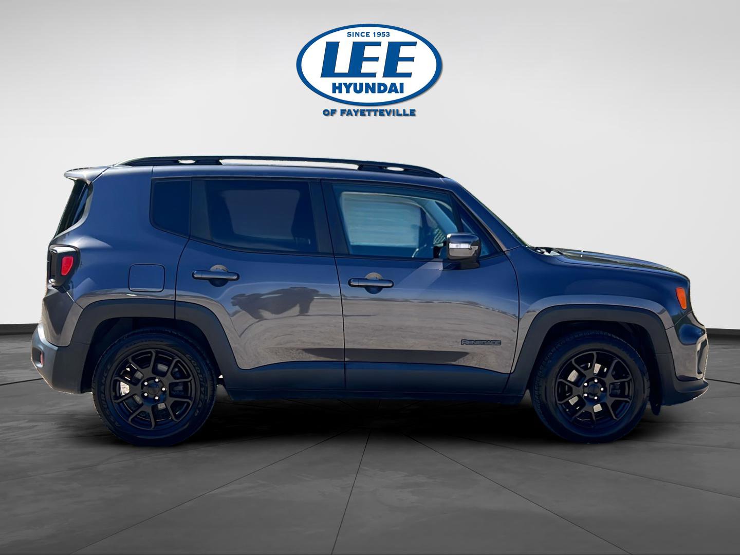 Used 2020 Jeep Renegade Altitude FWD image 3
