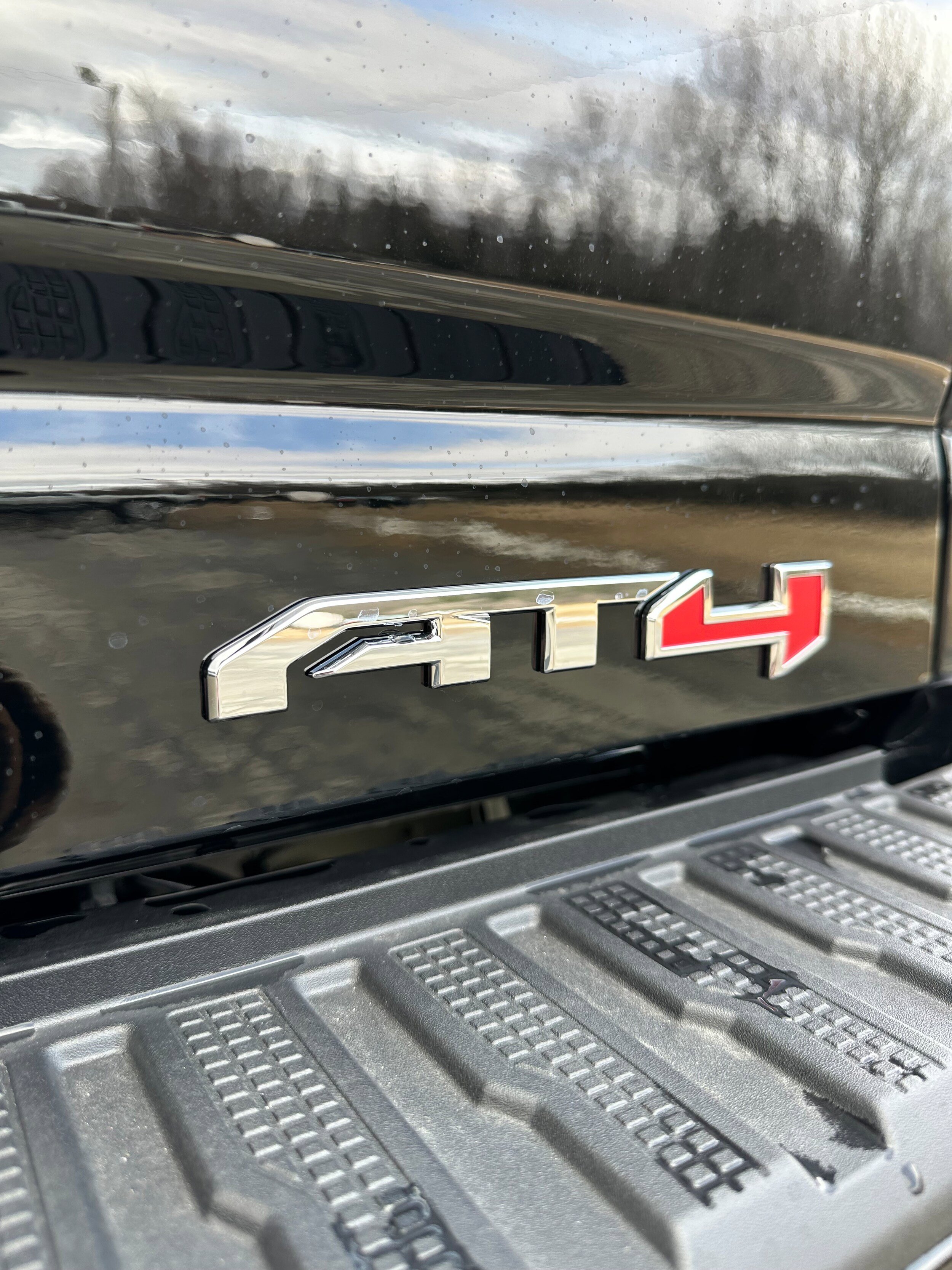 New 2026 GMC Sierra 2500 AT4 AWD/4WD image 32