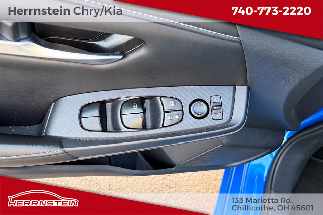 Used 2025 Nissan Sentra SV FWD image 15