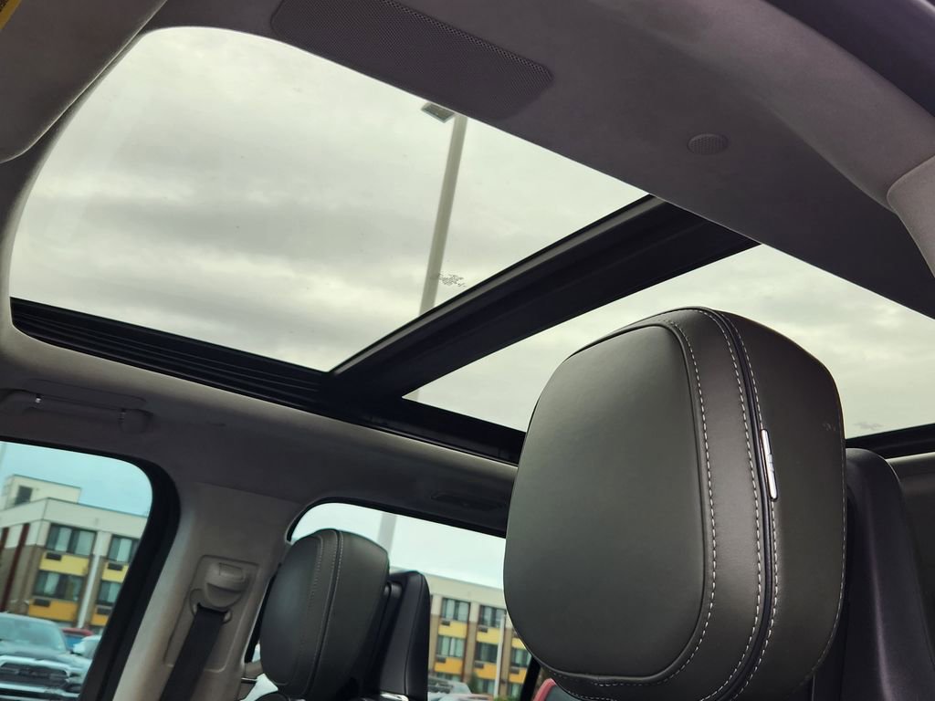 Used 2023 Lincoln Navigator L Black Label image 31