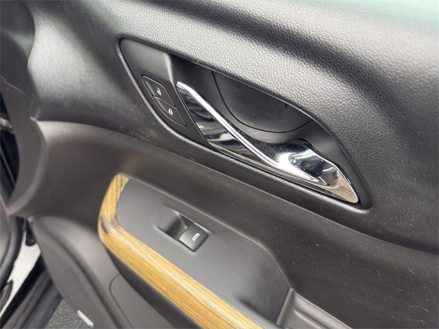 Used 2017 GMC Acadia Denali w/ Technology Package image 16