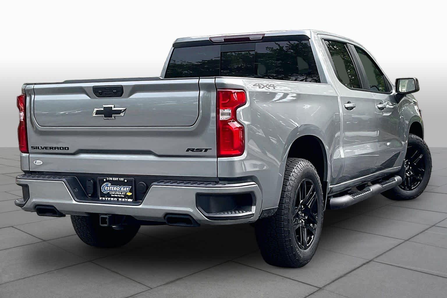 Used 2026 Chevrolet Silverado 1500 RST AWD/4WD image 27